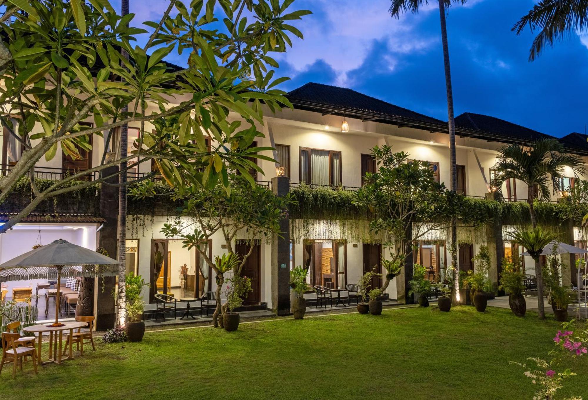 Ubud Raya Boutique Hotel Экстерьер фото